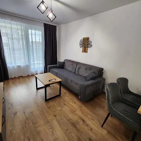 Student City Premium Apart & Private Parking Апартамент