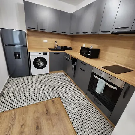 Student City Premium Apart & Private Parking Apartment Sofia
