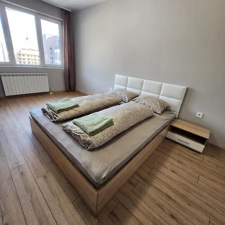 Student City Premium Apart & Private Parking Apartment